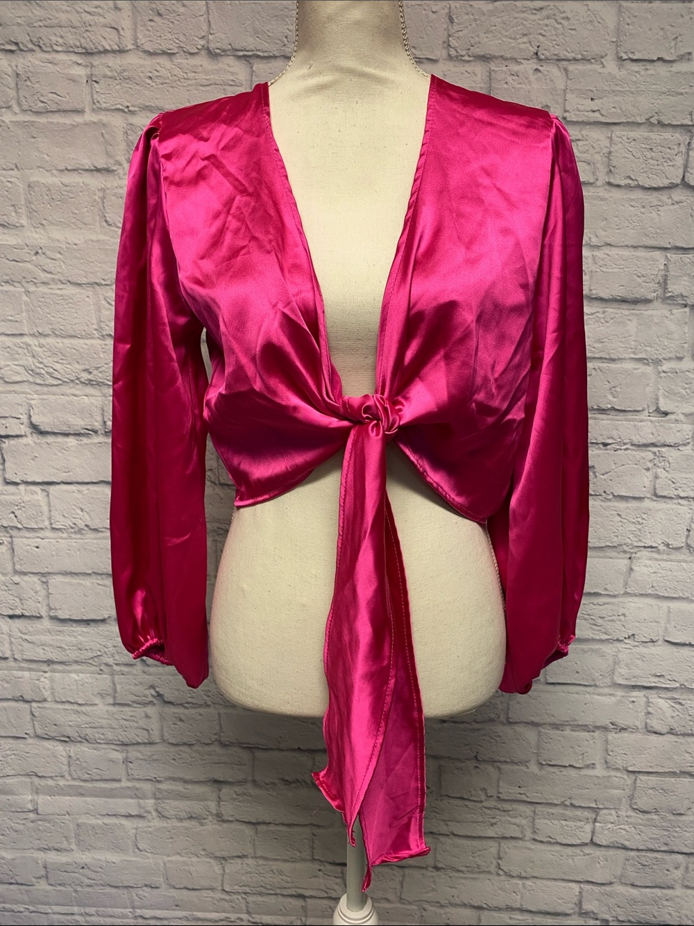 Altar'd State Hot Pink Satin Tie-Front Crop Top Size Medium